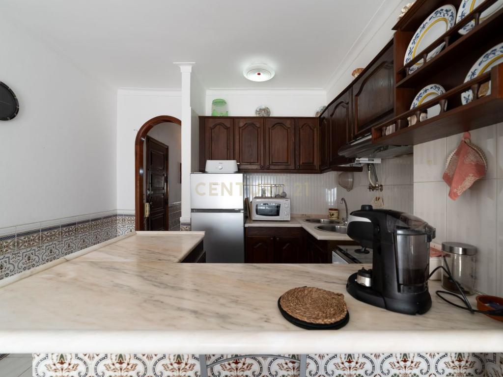 Apartamento T2 em Monte Gordo – Rua Pedonal, a poucos metros da praia - Image 7