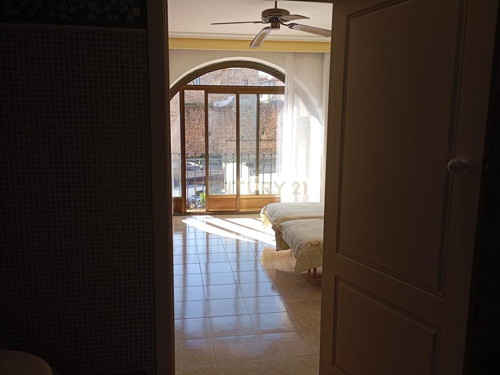 Apartamento Espetacular em Cáceres com Vista e Varandas - Image 24