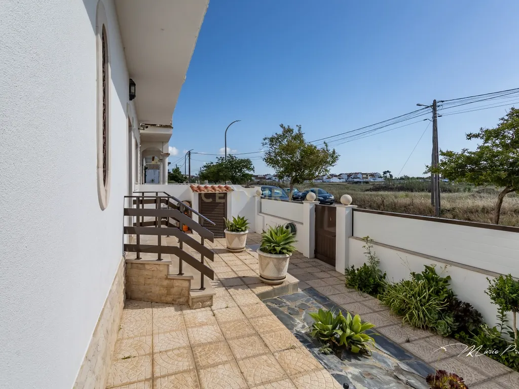 💥 Excelente Moradia T4 – Samouco – Alcochete 💥 - Image 49