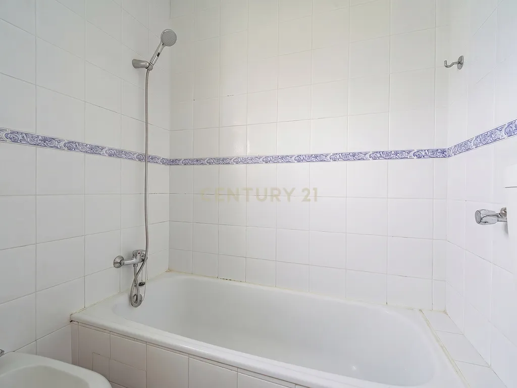 Apartamento T2 em Santarém - Oportunidade Única! - Image 20