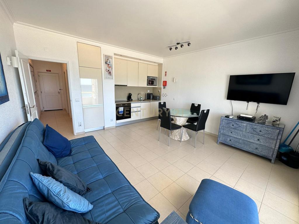 ALERTA INVESTIDORES-Apartamento com Alojamento Local Ativo-Primeira Linha de Mar-Rentabilidade Comprovada - Image 5