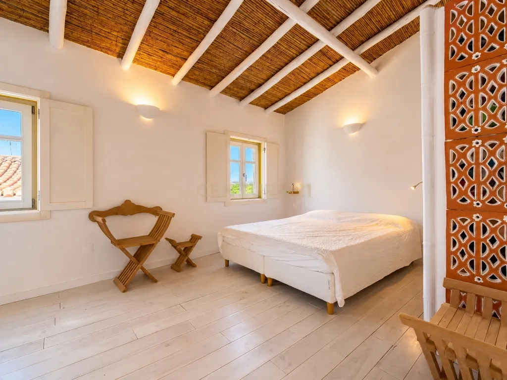 Moradia tradicional T1 com terraço, no centro histórico de Tavira - Image 15