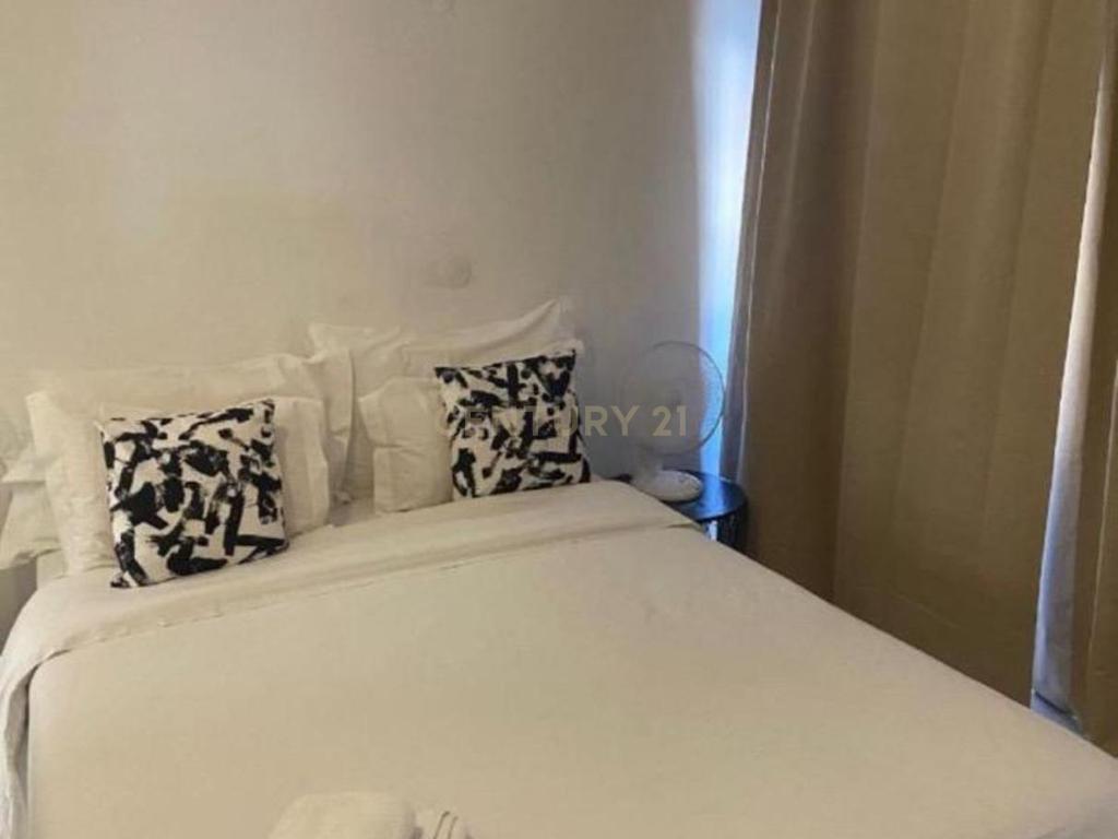 Apartamento T3 + 1 com Licença de Alojamento Local – Estrela / Campo de Ourique, Lisboa - Image 26