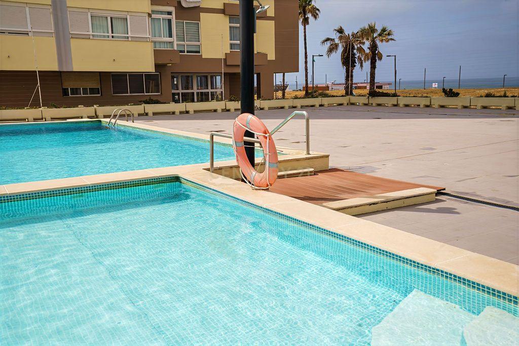 Fotografia 3 de Apartamento T2, Costa da Caparica, 1ª linha de praia