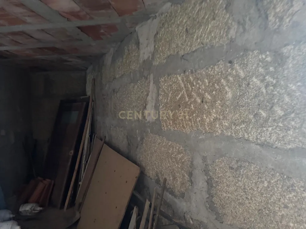Moradia para Renovação em Vilas Boas – Vila Flor - Image 23