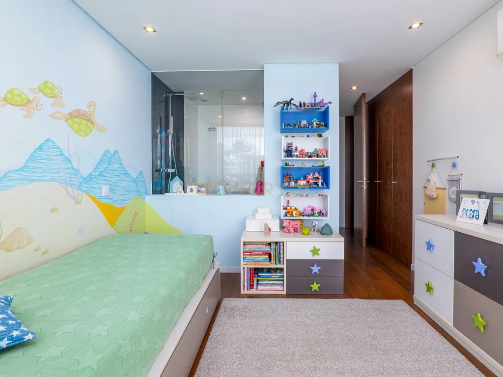 Andar de Moradia Duplex em Lavra – A 2 minutos a pé da praia! - Image 16