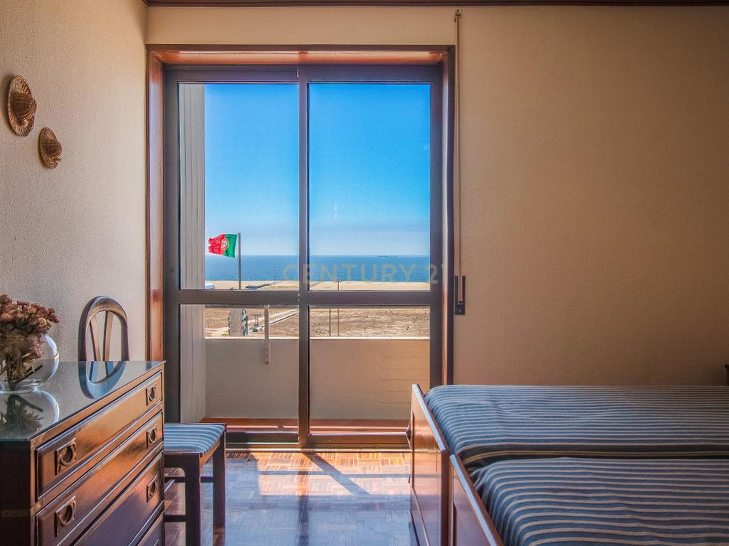 Penthouse T3 na mais privilegiada localização da Figueira da Foz - Image 36