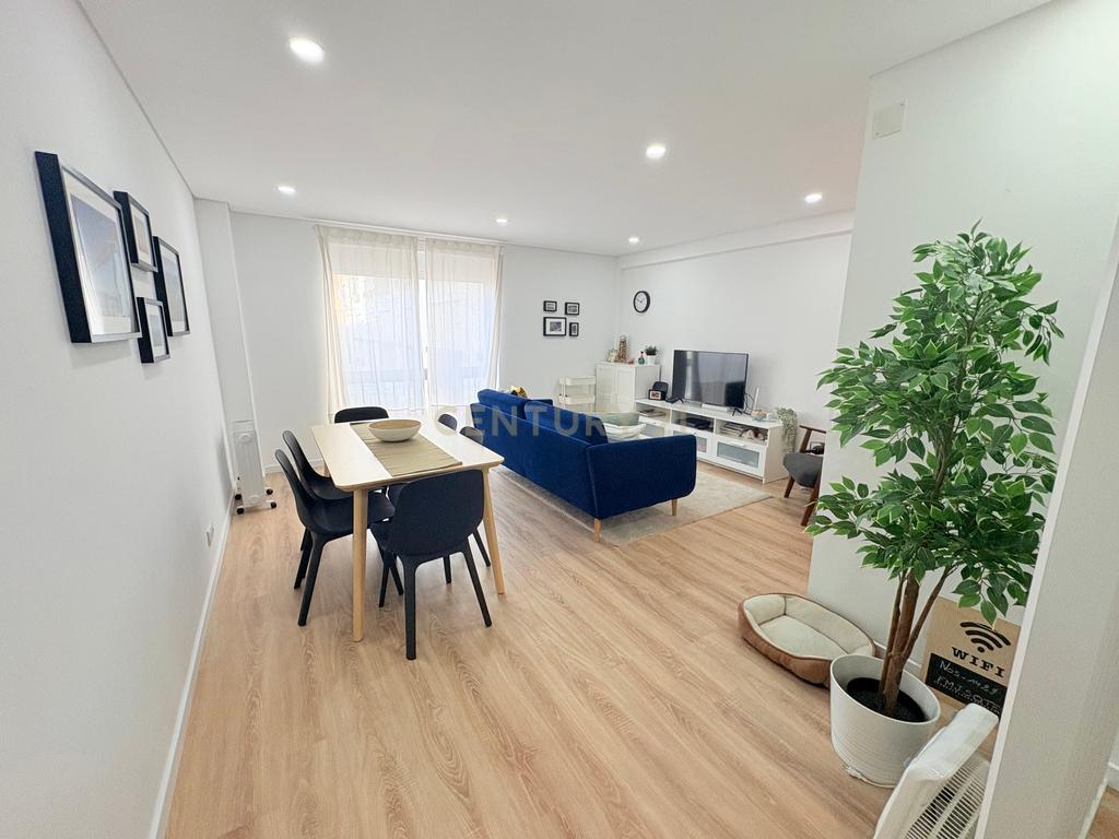 Apartamento T3 para arrendamento em Setúbal - Image 1