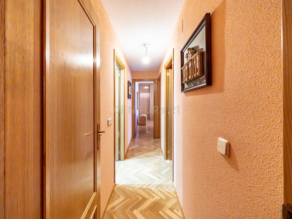 Apartamento de Luxo com Terraço em Comunidade Fechada - Madrid - Image 44