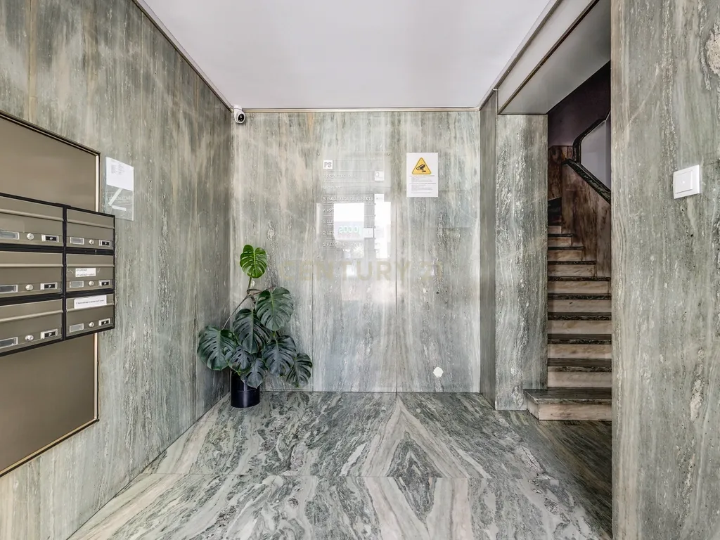 Escritório em zona de prestígio com 210 m² a 30 metros da Avenida da Liberdade! - Image 24