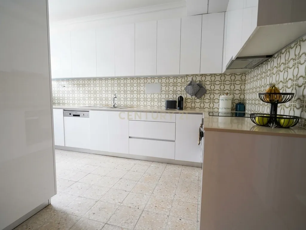 Apartamento com 3 quartos e garagem em Darque - Viana do Castelo - Image 3