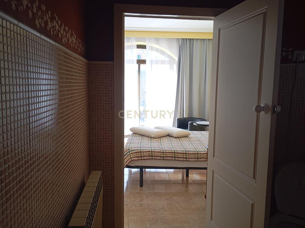 Apartamento Espetacular em Cáceres com Vista e Varandas - Image 13
