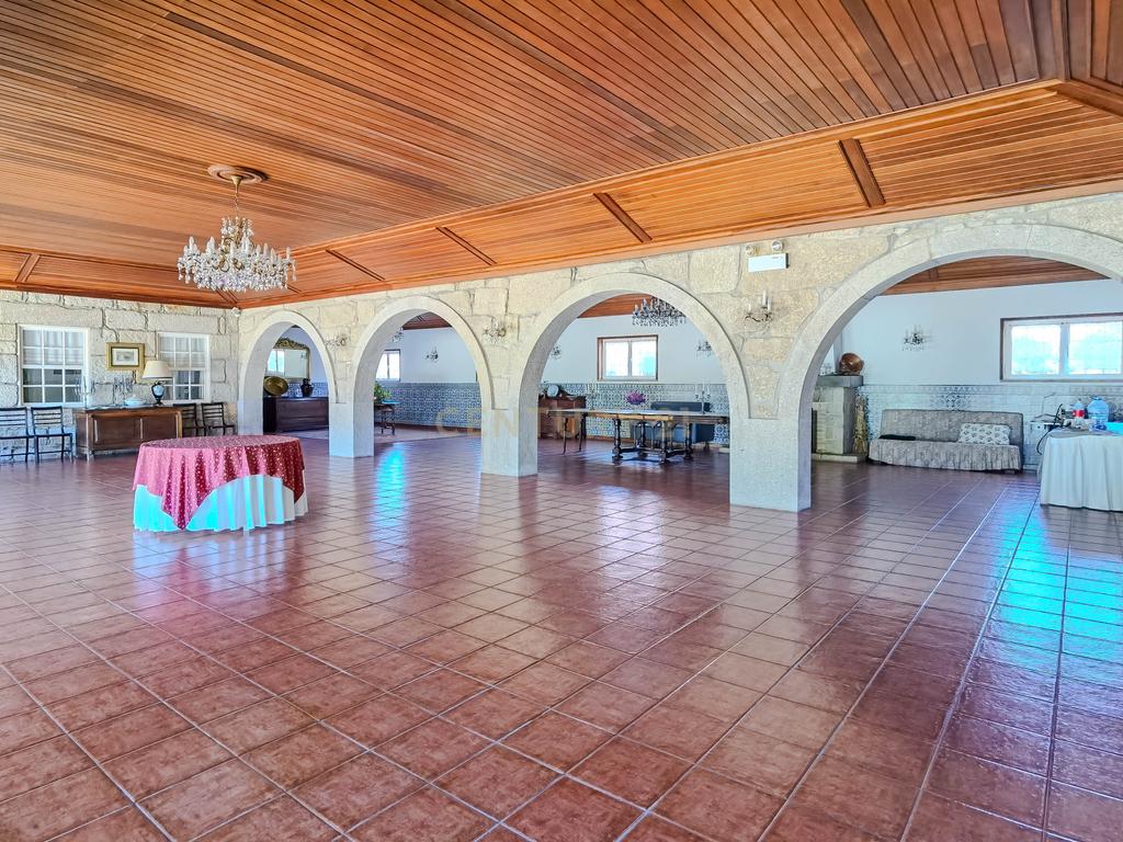 Quinta Santo António — Um refúgio único com piscina privada e potencial ilimitado na Maia - Image 42