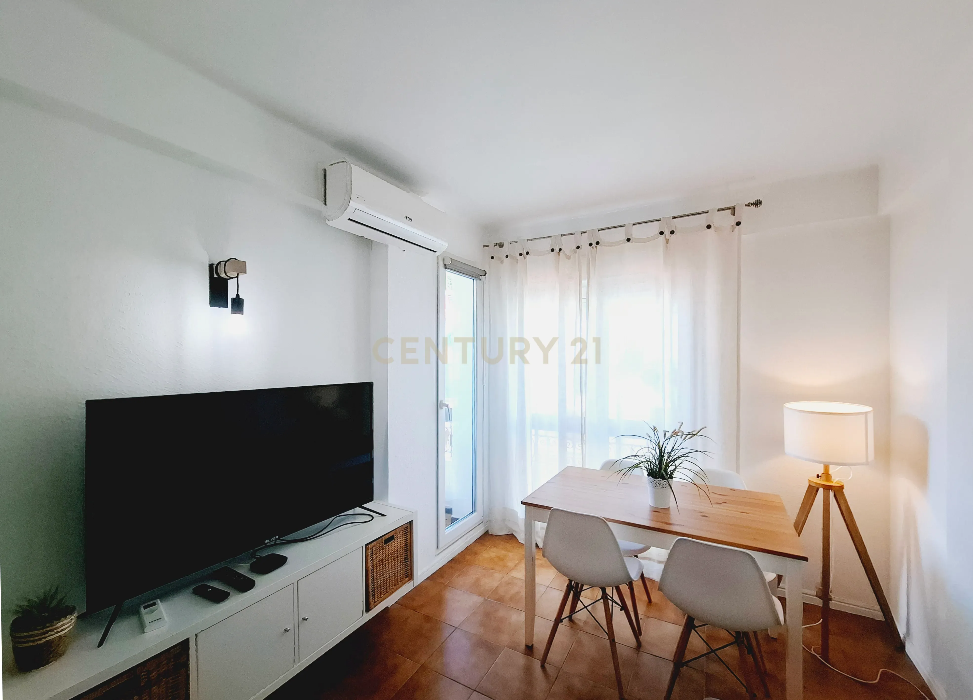Fotografia 4 de Apartamento T1 Renovado a 150 Metros da Praia dos Pescadores – Albufeira