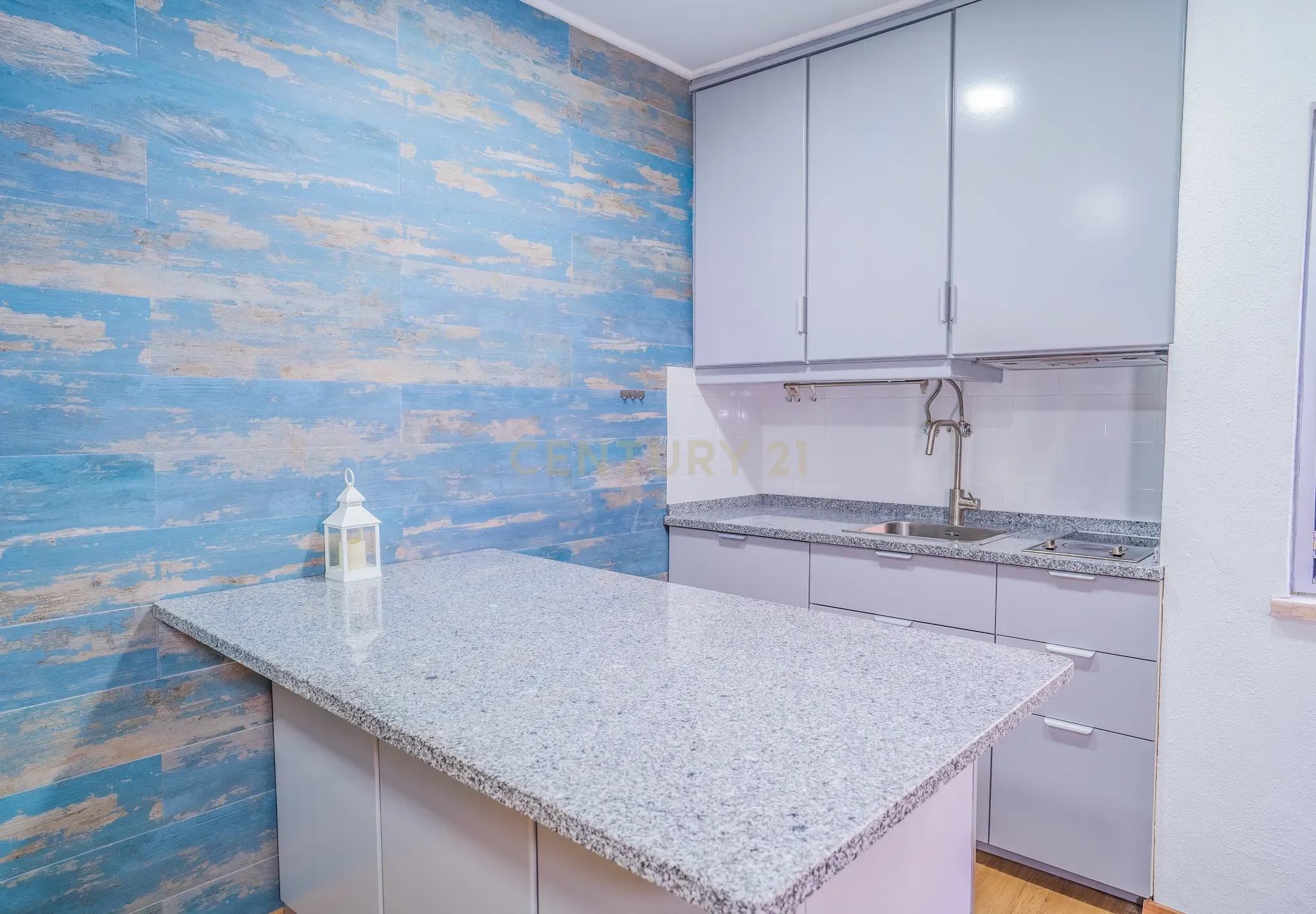 *Apartamento T0 à venda em São Martinho do Porto* - Image 3