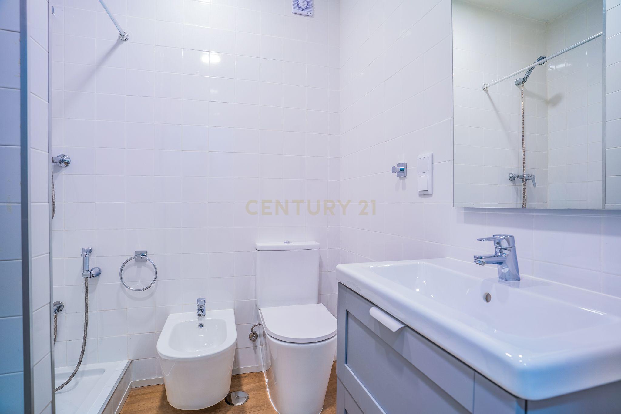 *Apartamento T0 à venda em São Martinho do Porto* - Image 15