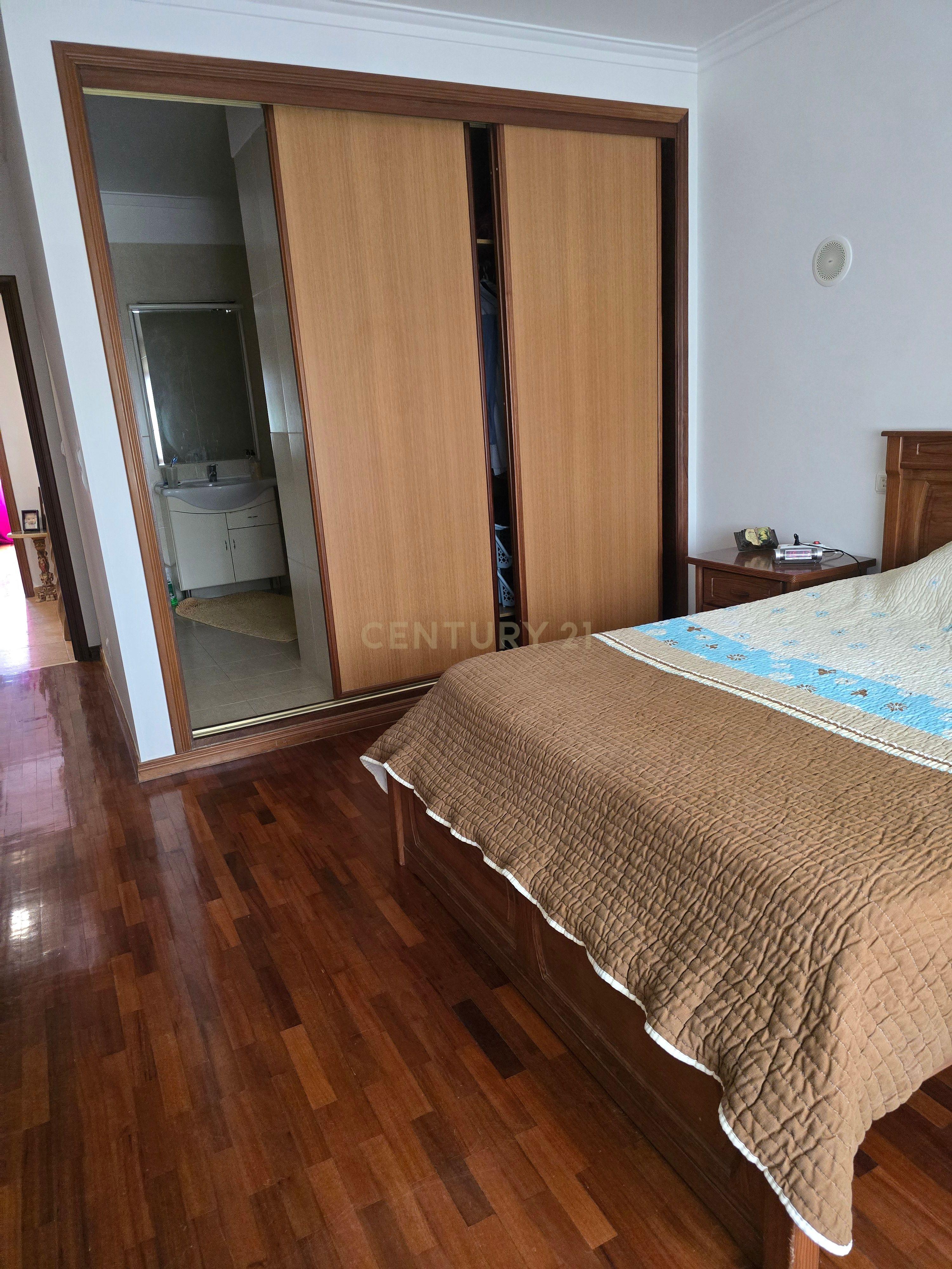 EXCLUSIVO T3 COM APROVEITAMENTO DE SOTÃO | CASAL DE CAMBRA - Image 18