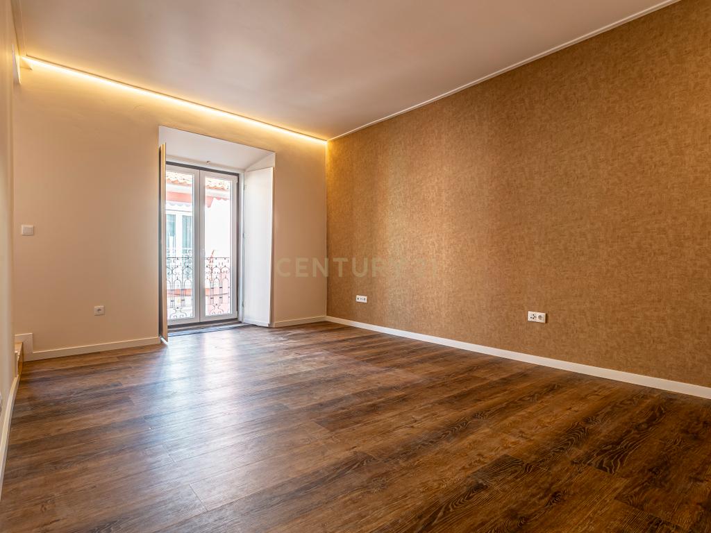 Magnifico Duplex | A Estrear | Centro Histórico de Setúbal | Junto à Sé - Image 10