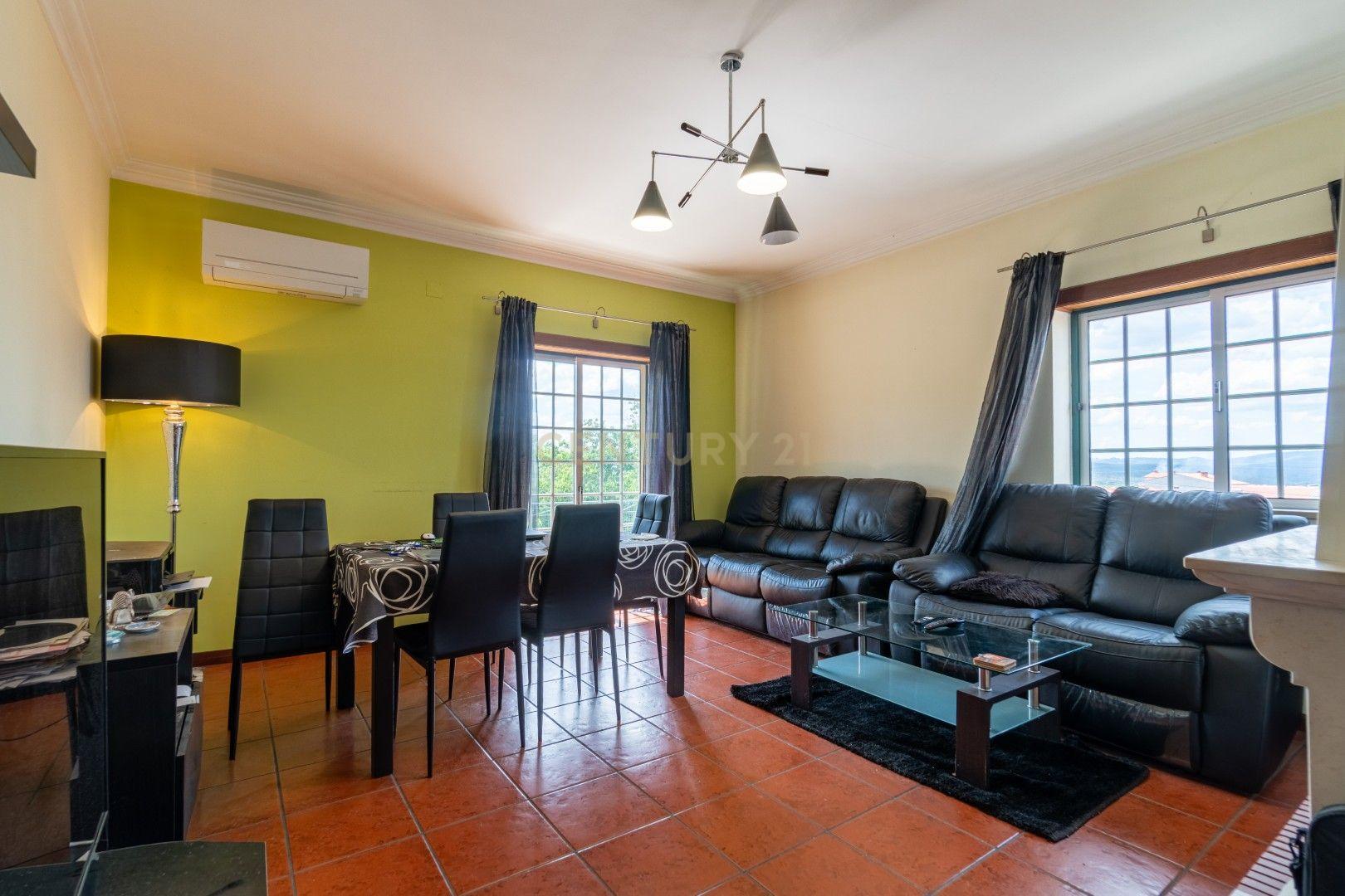 Fotografia 9 de Apartamento T3 - Totalmente mobilado