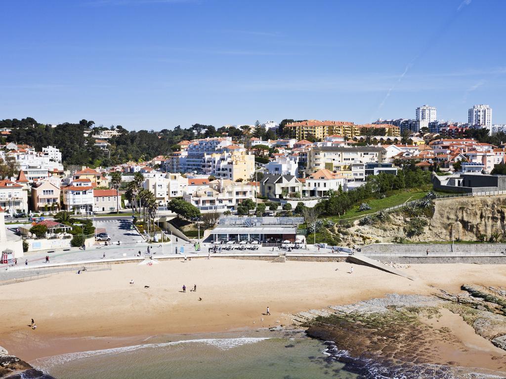 Moradia de Luxo T3+1 com Piscina Privativa e Jardim no Estoril — Vista Mar - Image 13