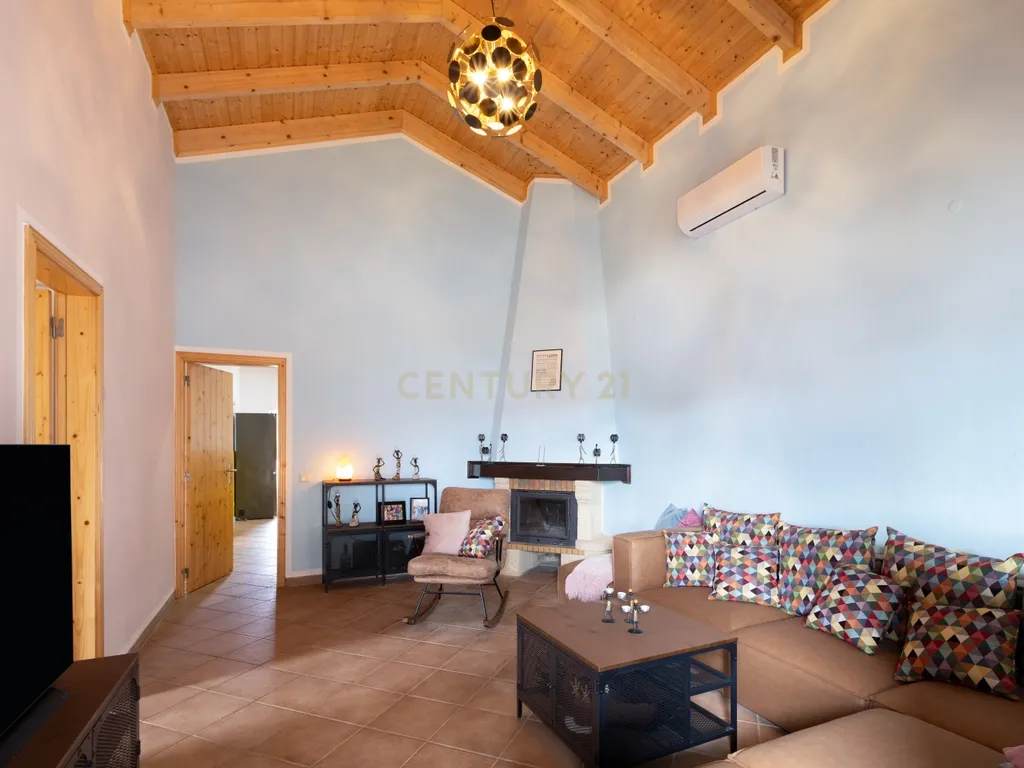 Quinta encantadora com potencial de expansão perto de Albufeira - Image 6