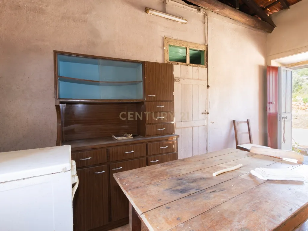 Moradia T2 para reconstrução em Casais da Abadia, Caxarias, Ourém - Image 18