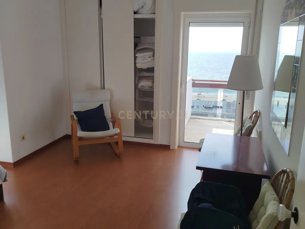 Apartamento T2 Mobilado com Vista Mar e parqueamento 1 carro - Image 20