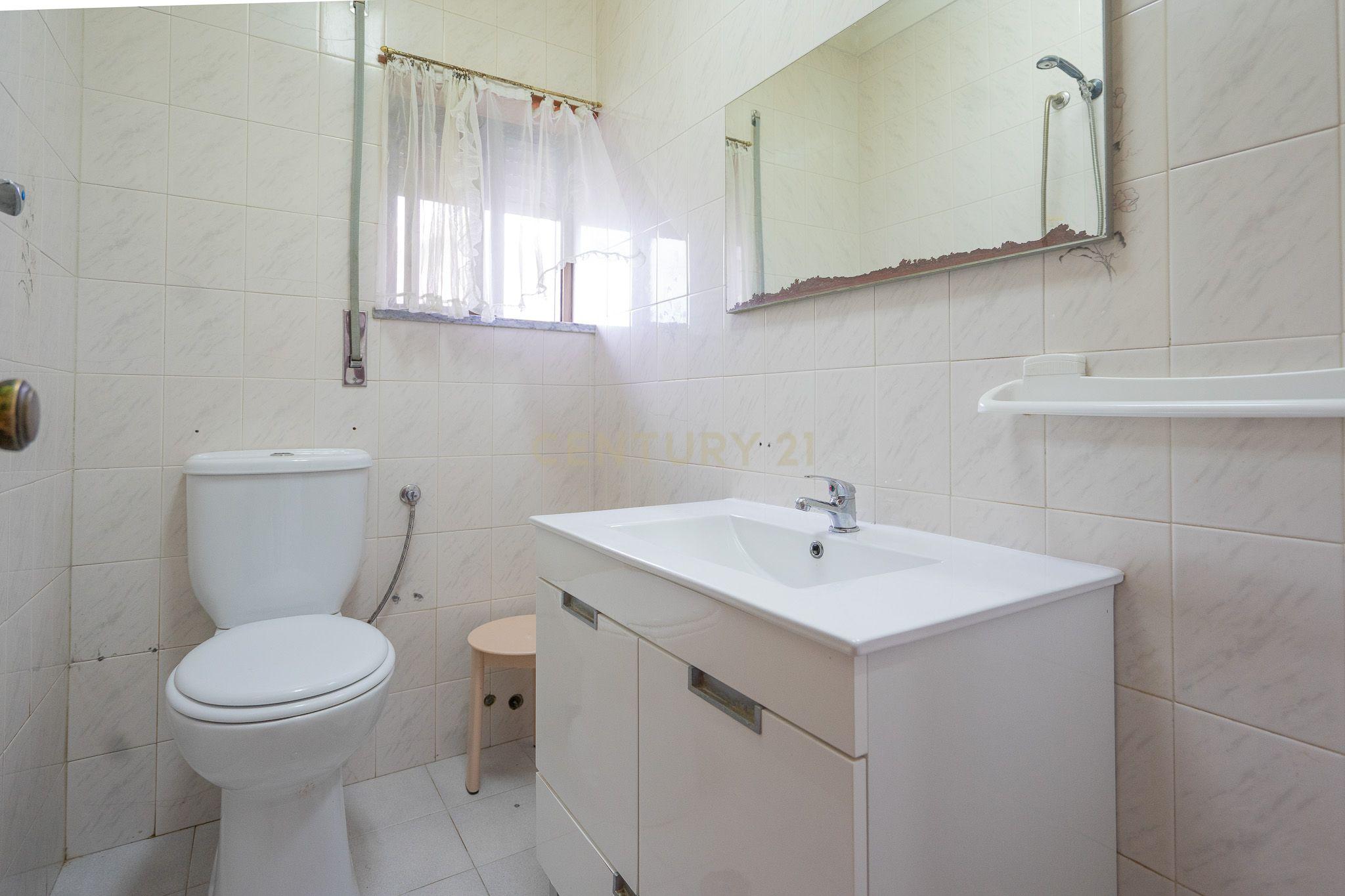 Moradia T3 com jardim e logradouro - Lousã em zona tranquila - Image 11