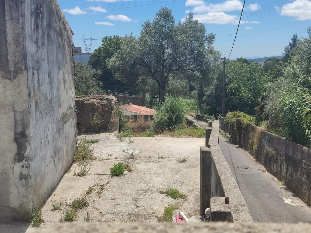 Terreno Urbano em A- da Beja-  Amadora, Oportunidade Única por 140.000€ - Image 7