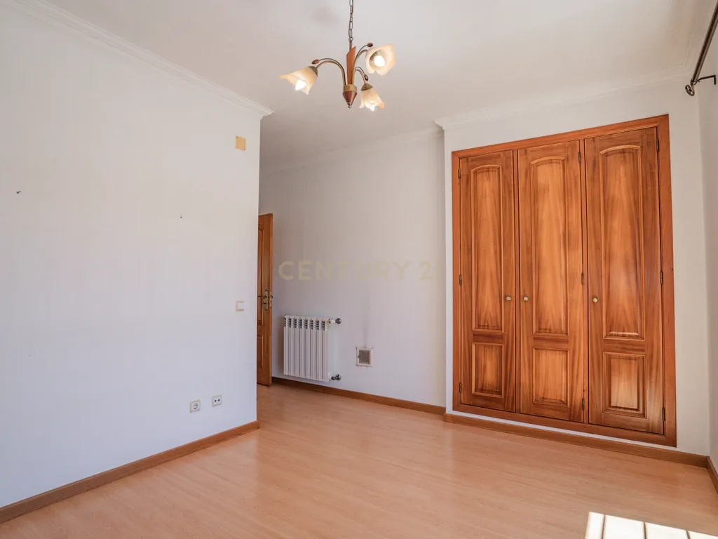 Moradia T4 na Urbanização Quinta do Pinheiro Manso – Caldas da Rainha - Image 20