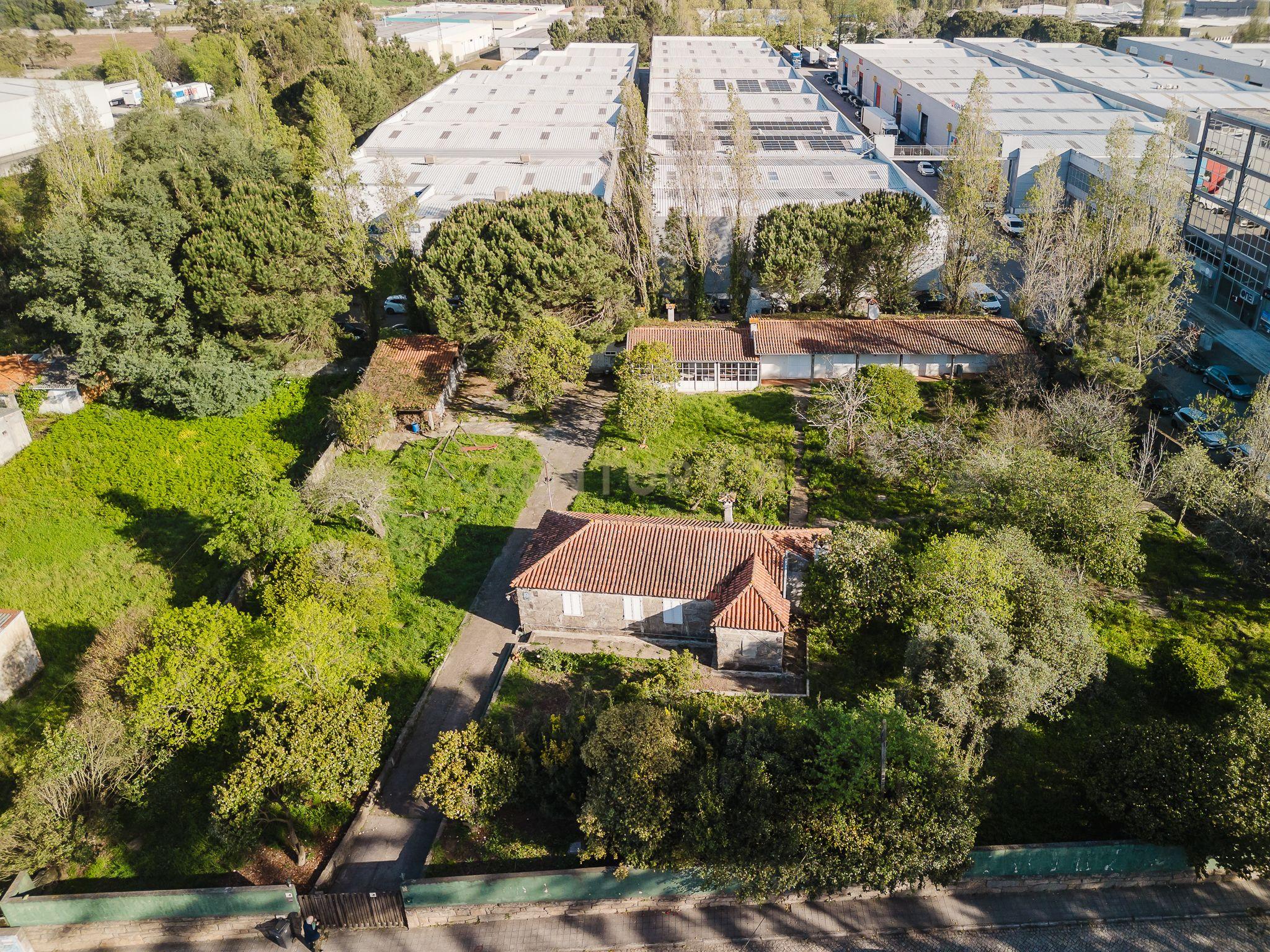 Propriedade Única com 2.400 m² na Maia — Grande Potencial de Rentabilidade - Image 16