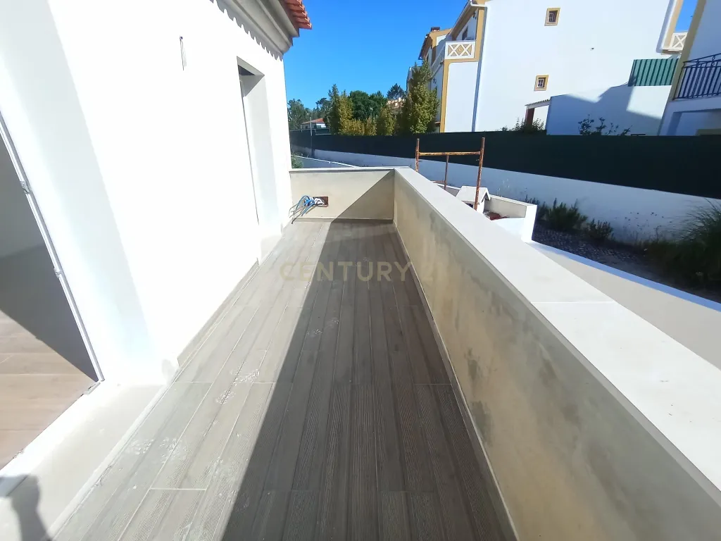 Moradia Geminada T3 em Construção na Quintinha - Sesimbra - Image 20