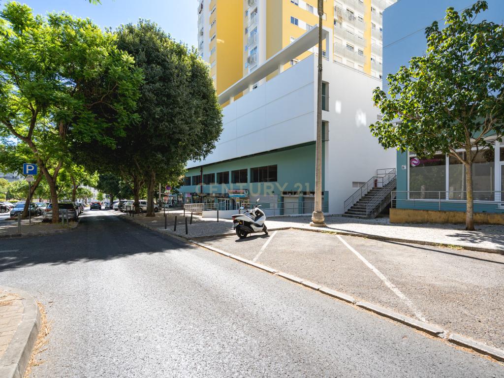 ESPAÇO COMERCIAL 142 M² + 5 ESTACIONAMENTOS | 2 PISOS | EXCELENTE OPORTUNIDADE - Image 18
