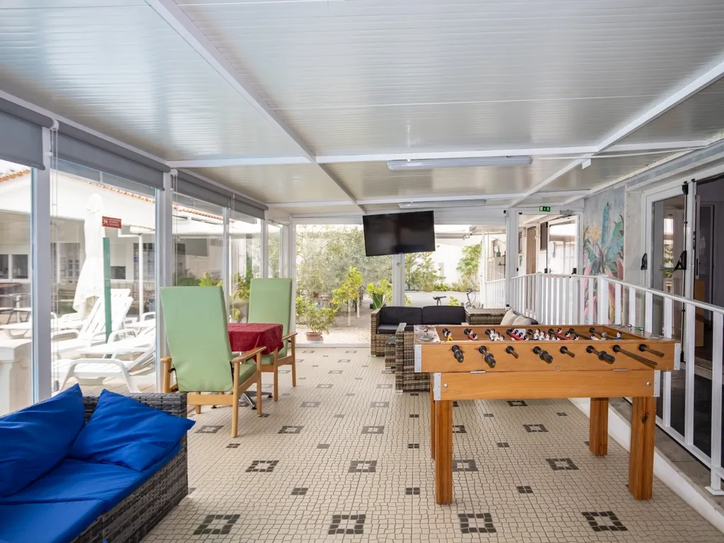 Fantástica Moradia Versátil com Piscina e Jardim, junto a serra da Arrábida – Setúbal - Image 36