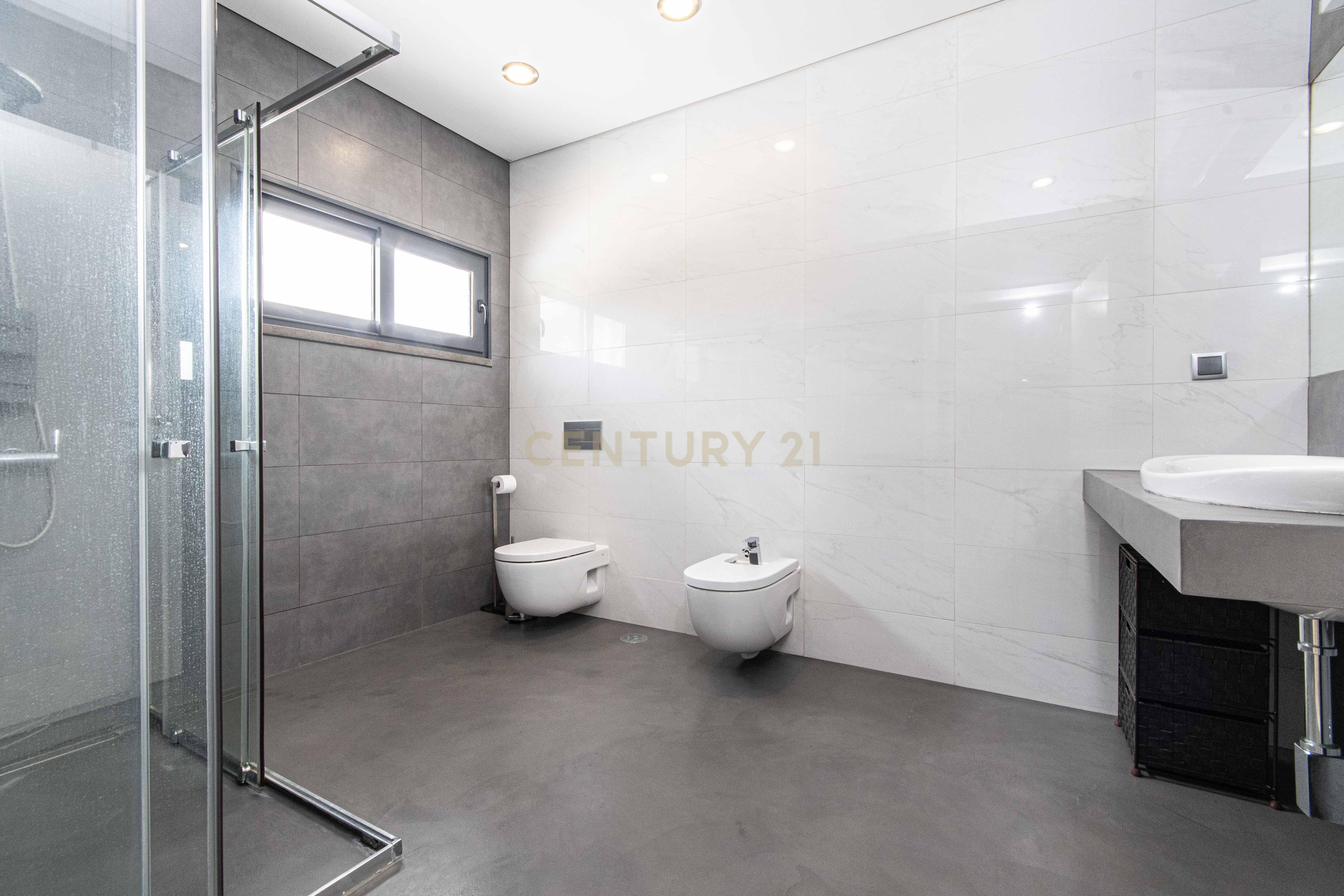 Moradia Térrea T4 no Montijo — Isolada, Moderna e com Piscina - Image 31