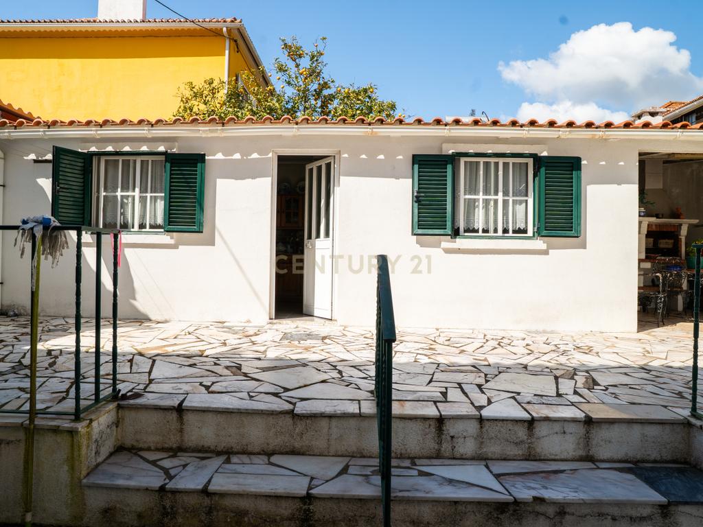 Moradia T3 – Caselas - Restelo - Image 51