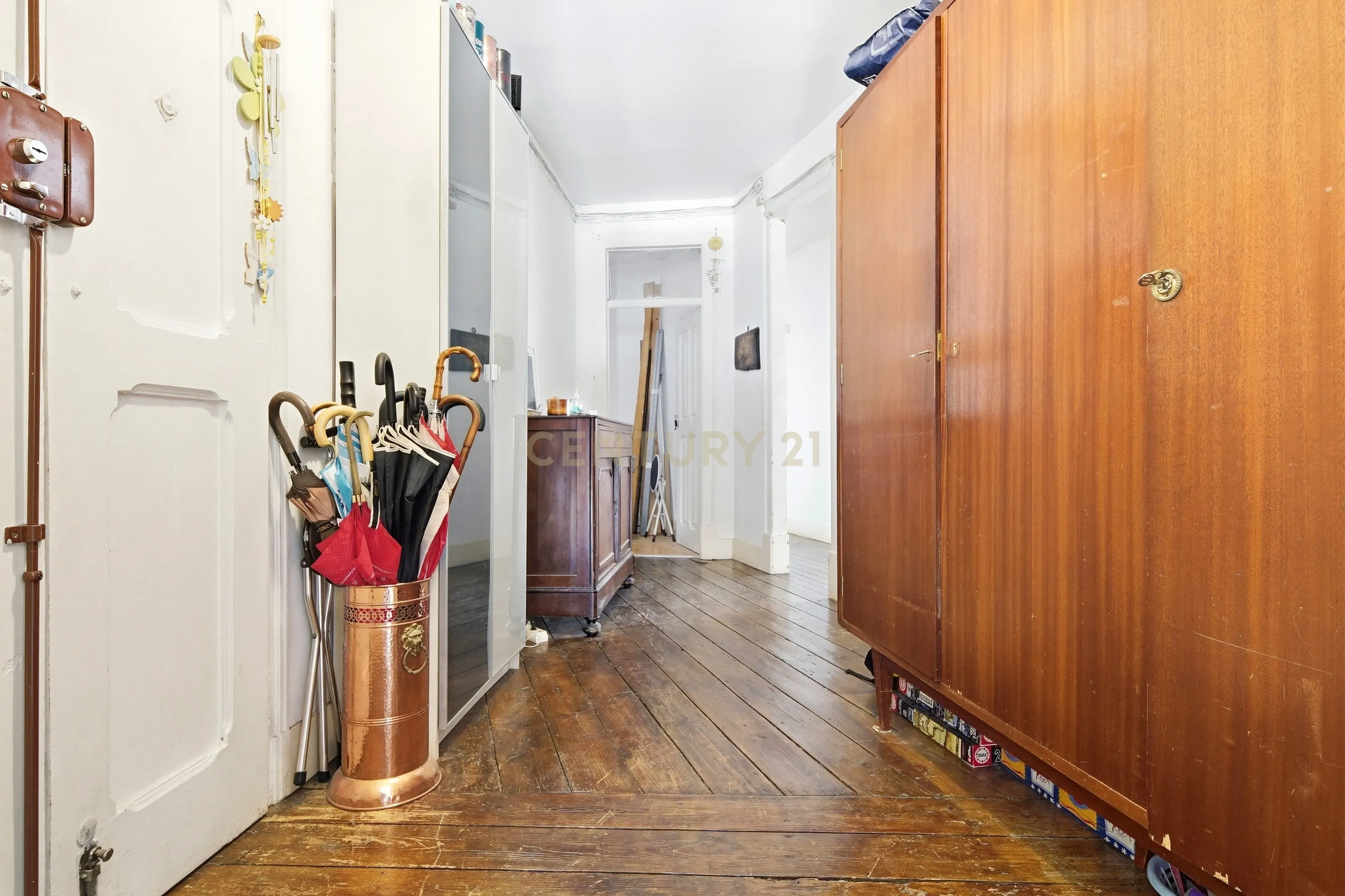 Fotografia 7 de Apartamento de charme com 200m² e potencial extraordinário no coração de Lisboa
