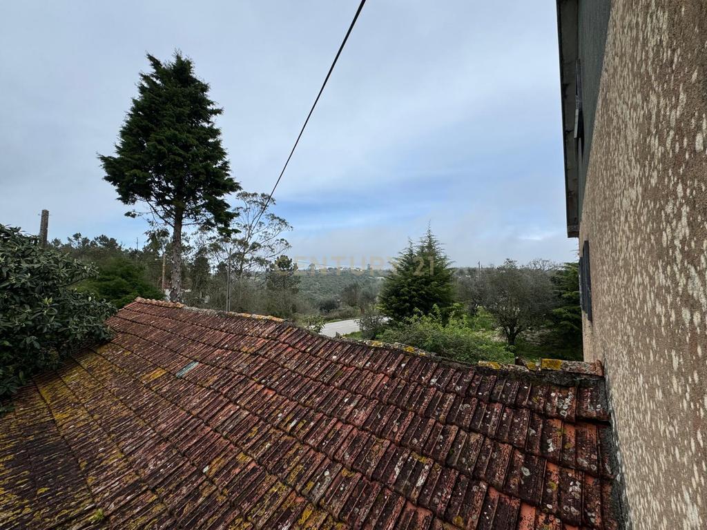 Espetacular Moradia T3 com Vista Panorâmica em Pombal - Image 27