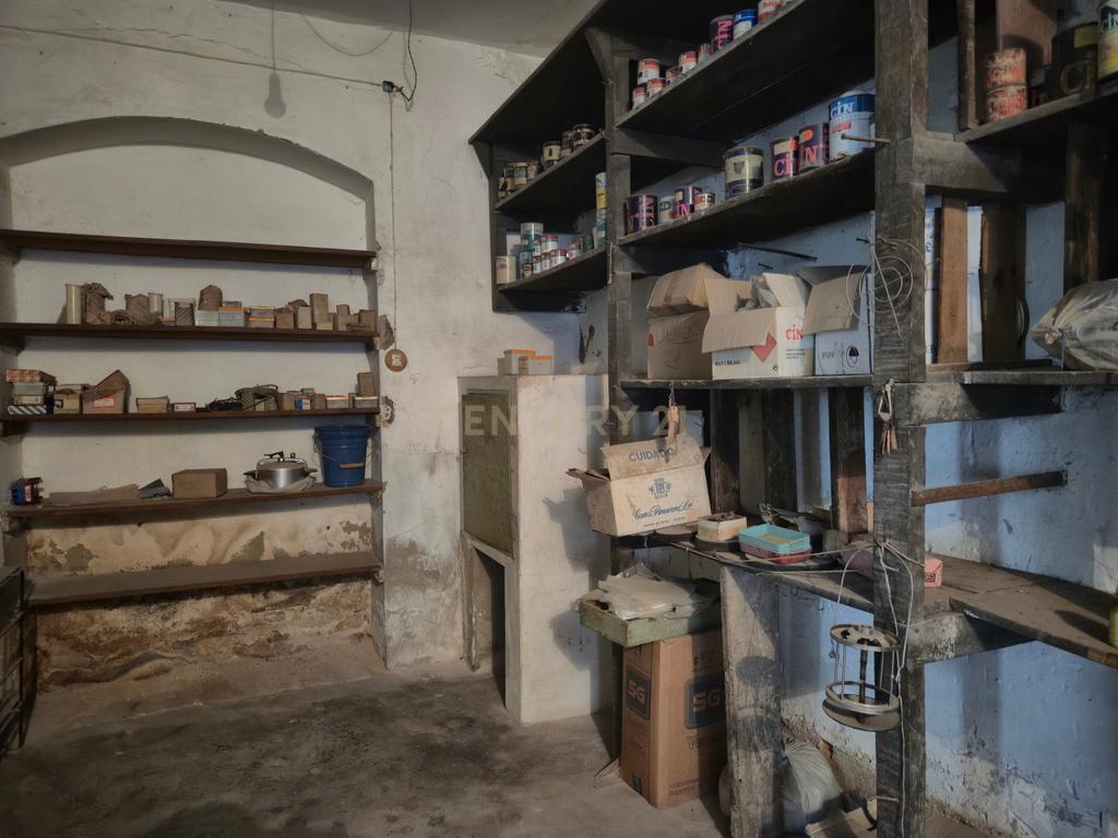 Oportunidade Única em Pias: Loja e Casão (Junto ao Restaurante "O Adro") - Image 13
