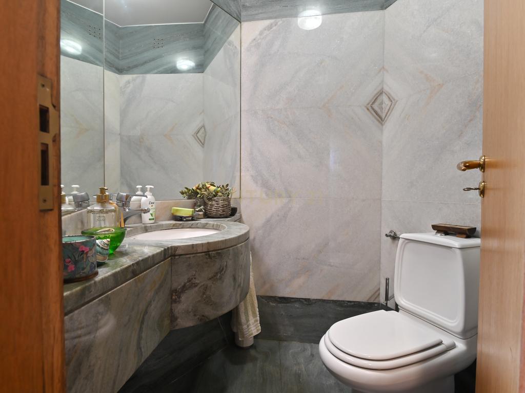 Luxuosa Moradia Isolada na Serra de Carnaxide com Piscina  - Image 14