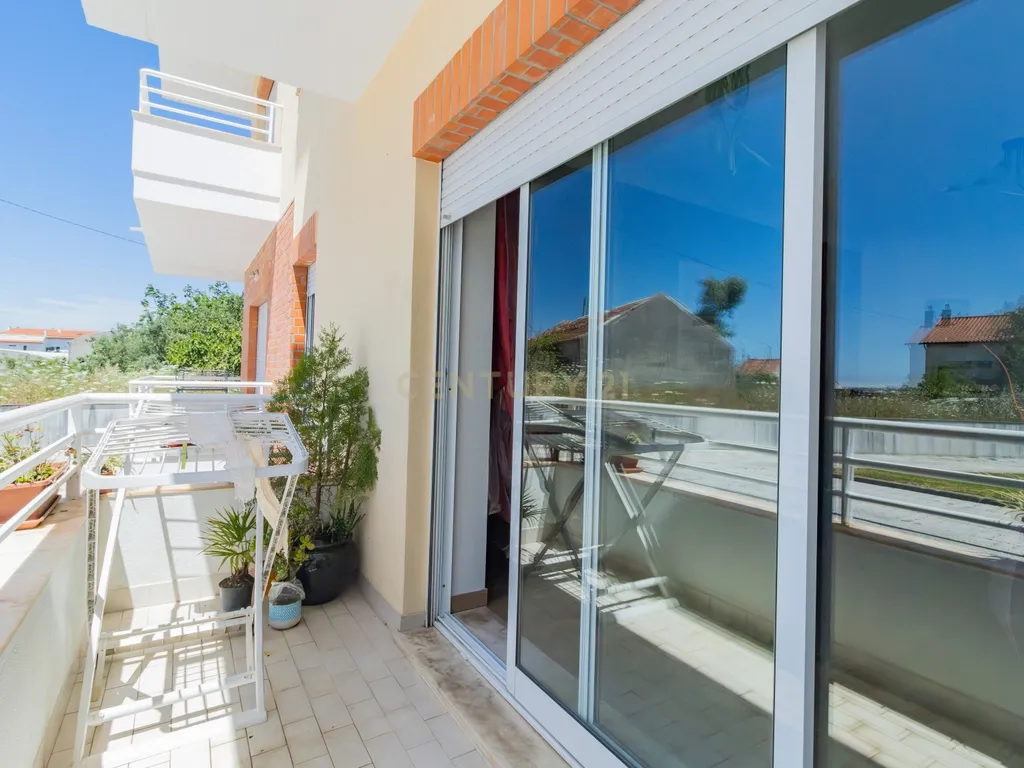 Apartamento T2 Com Garagem Cruz Areia Leiria Rua Malaposta - Image 28