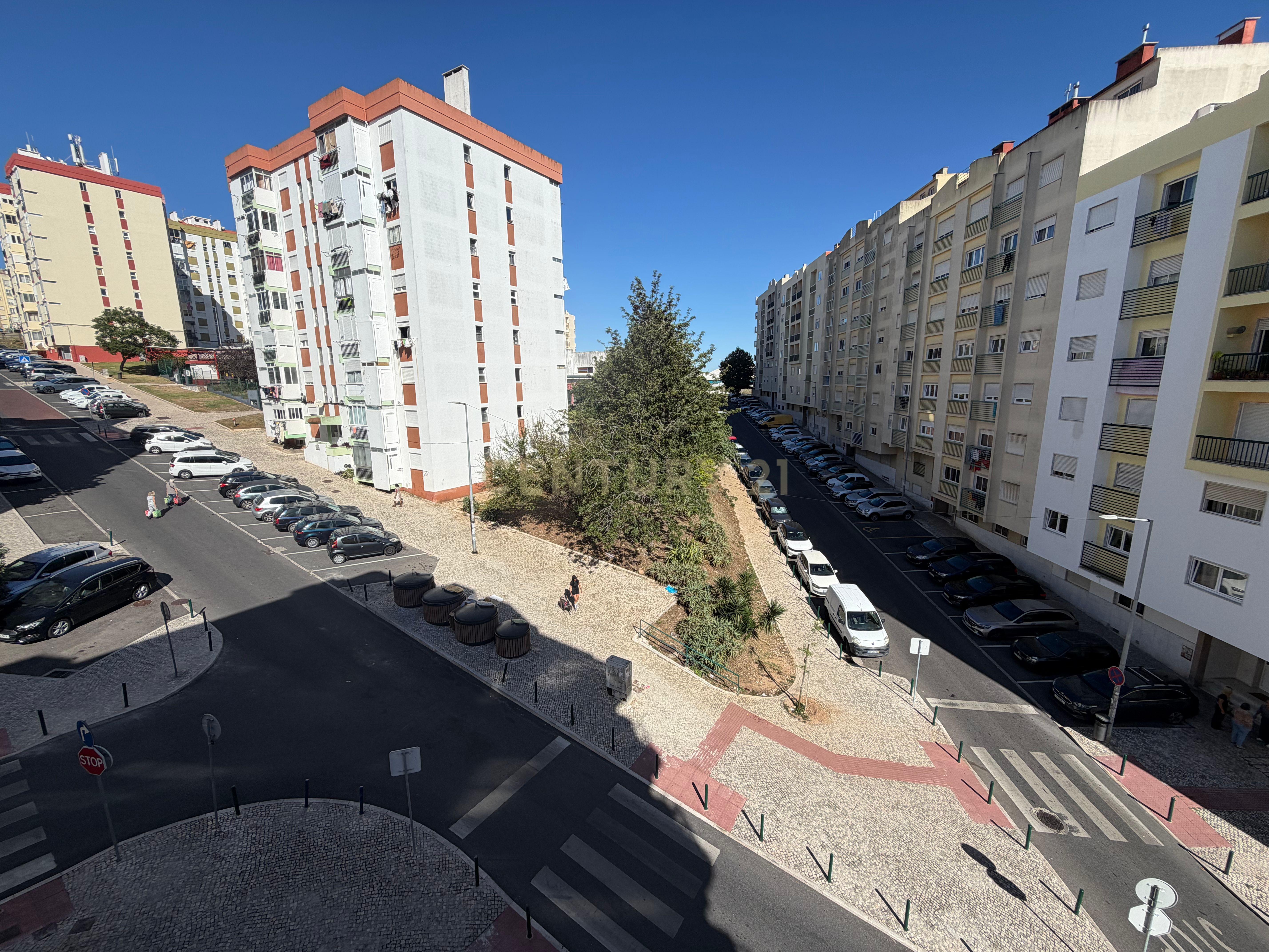 Apartamento T2 à venda em Massamá e Monte Abraão, Sintra — foto 28