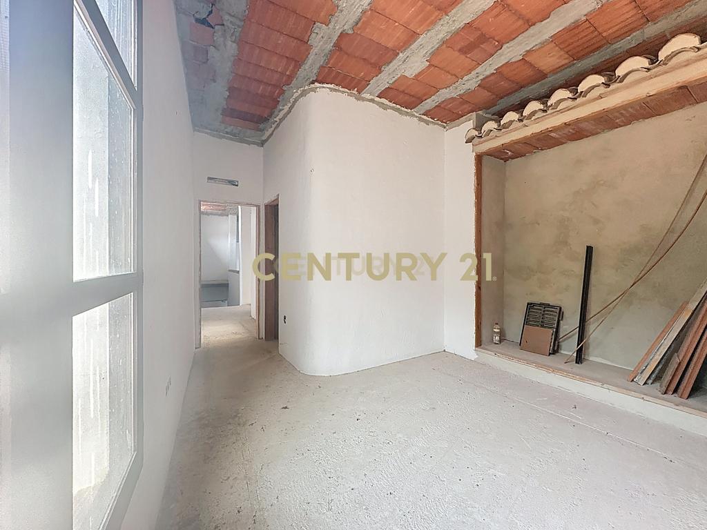 Grande casa de 9 quartos com piscina em El Acebuchal, ideal para um B&B ou retiro rural - Image 5