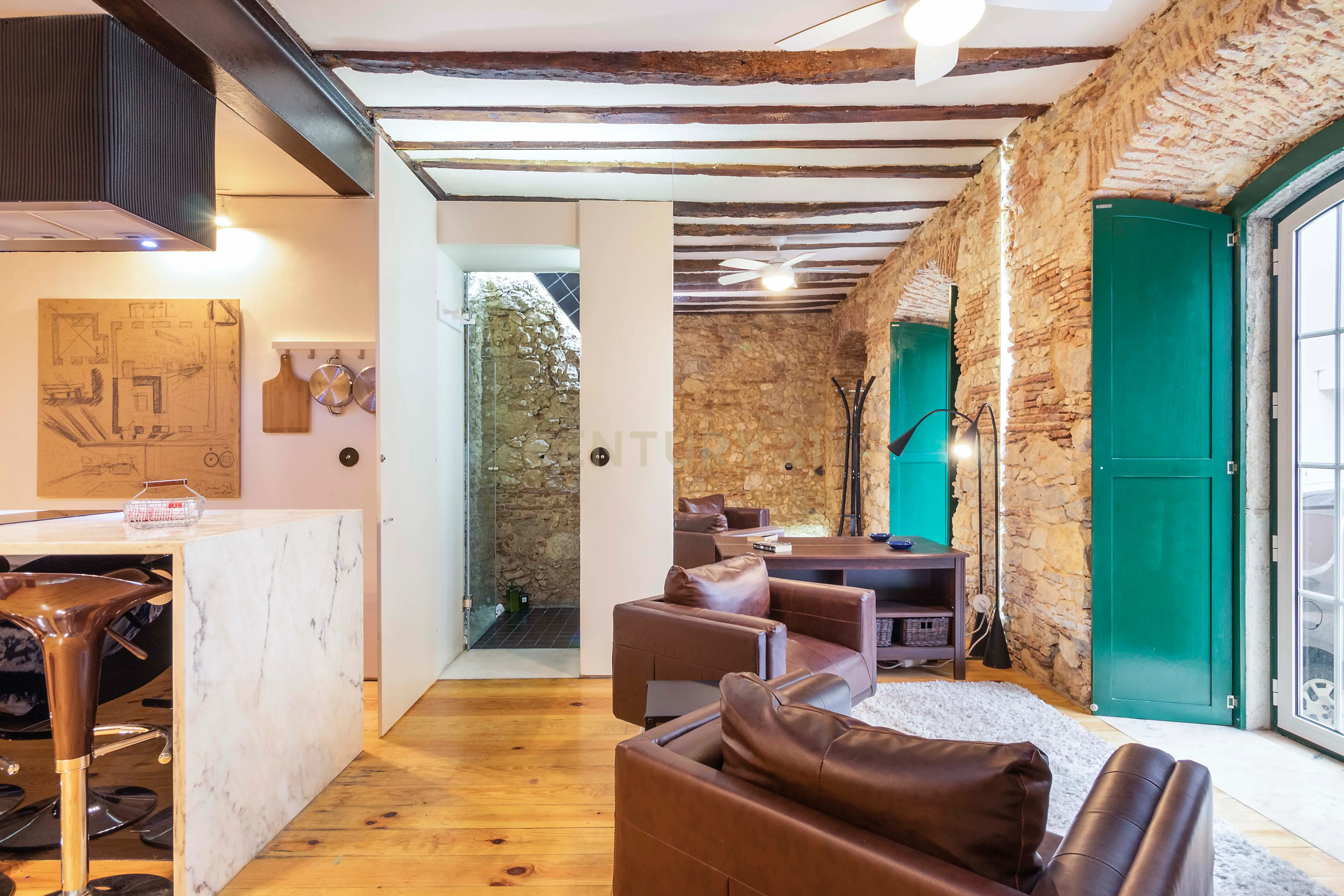 Apartamento T0 Lisboa com Licença AL Yield 10% - Image 1