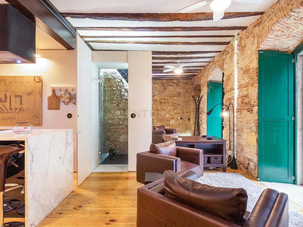 Apartamento T0  Lisboa com Licença AL Yield 10% - Image 1