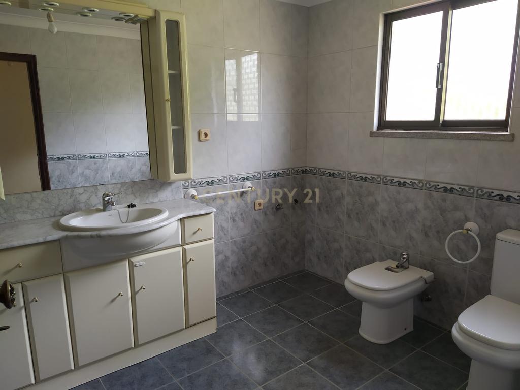 Moradia T5 - Vinhais - Image 19