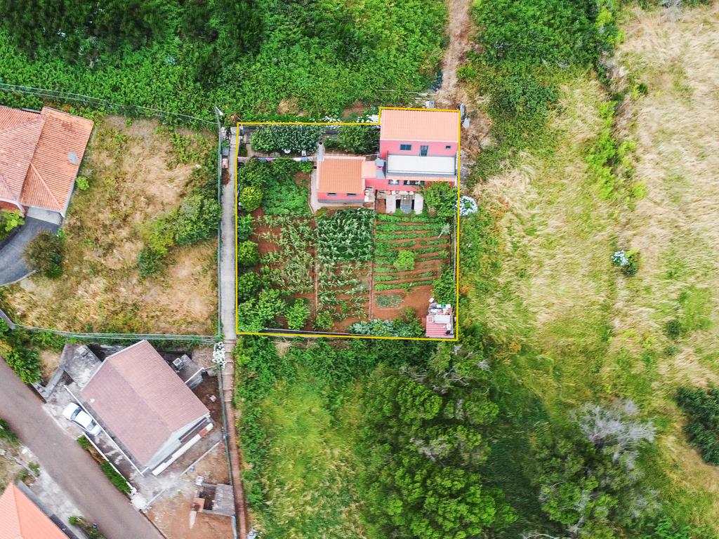 Moradia T1 proveniente de armazém agrícola habitável - Image 30