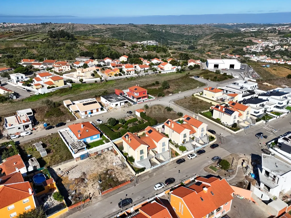 Moradia T3 em Cheleiros - Image 5