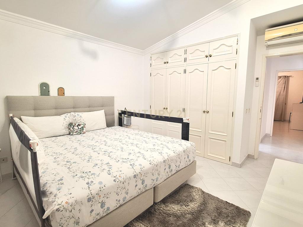 Moradia isolada com 4 quartos na Quinta dos Álamos - Guia - Image 24