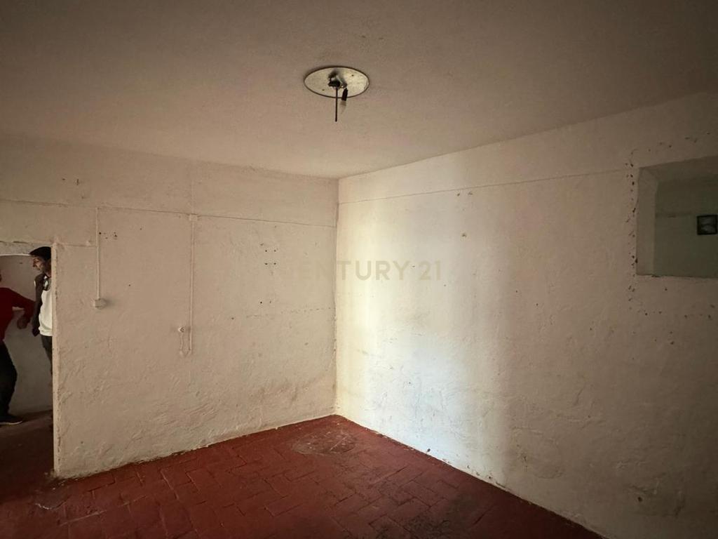 Casa para Recuperar em Campo Maior  - Image 4